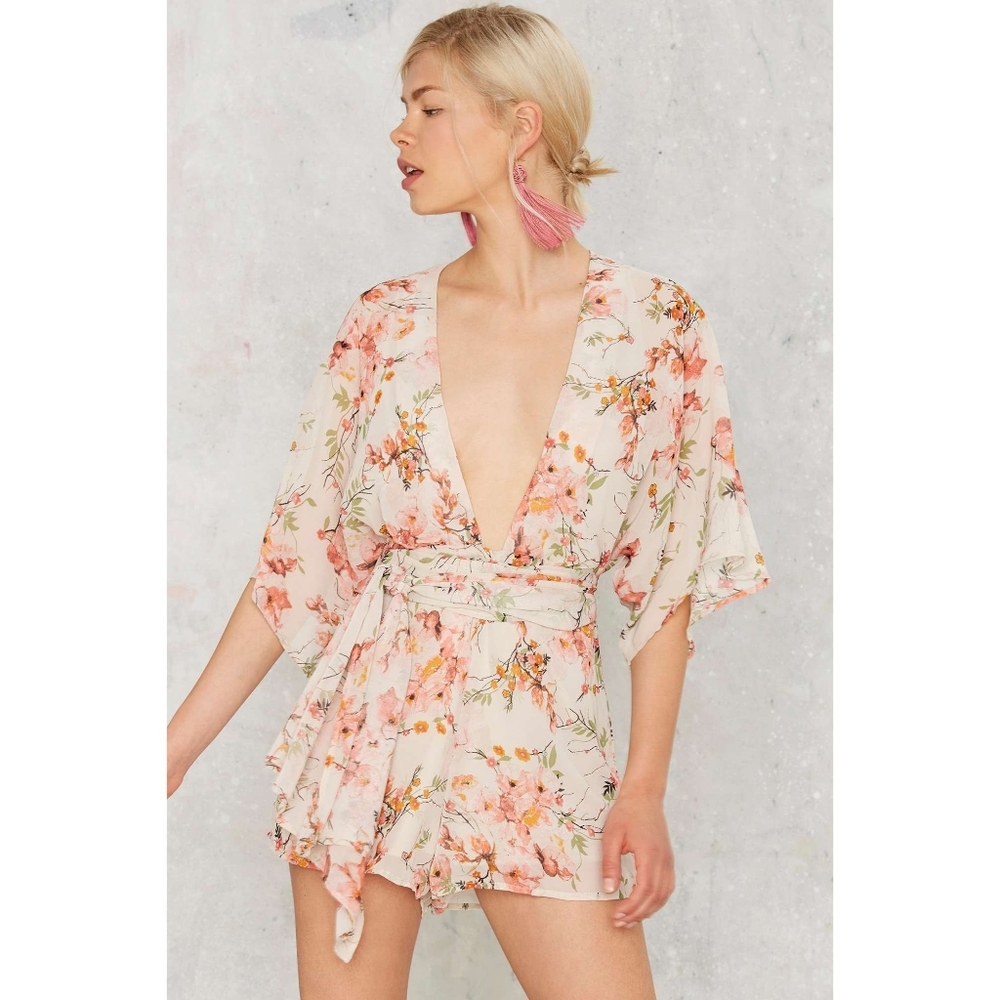 NWOT Nasty Gal Floral Kimono Romper